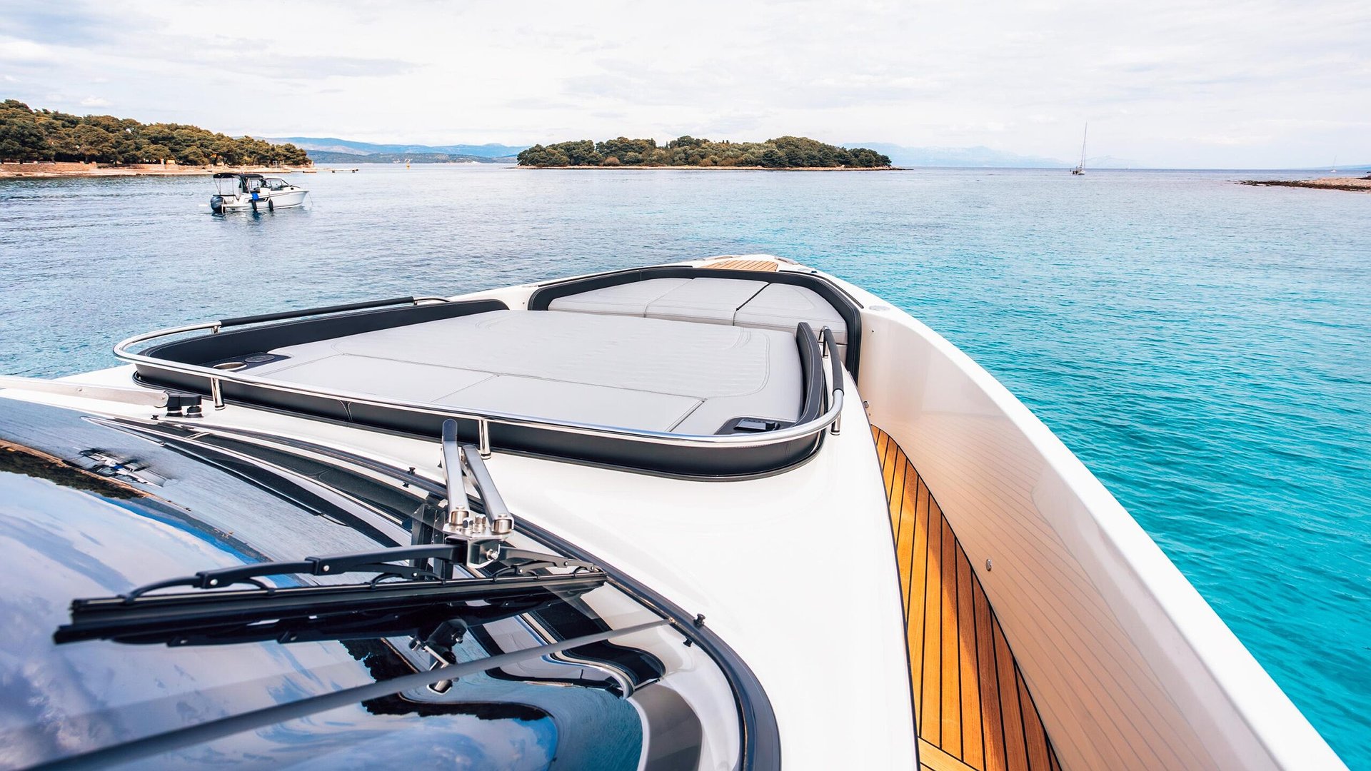 Cranchi A46 Just Unique de Lis Charter en Ibiza