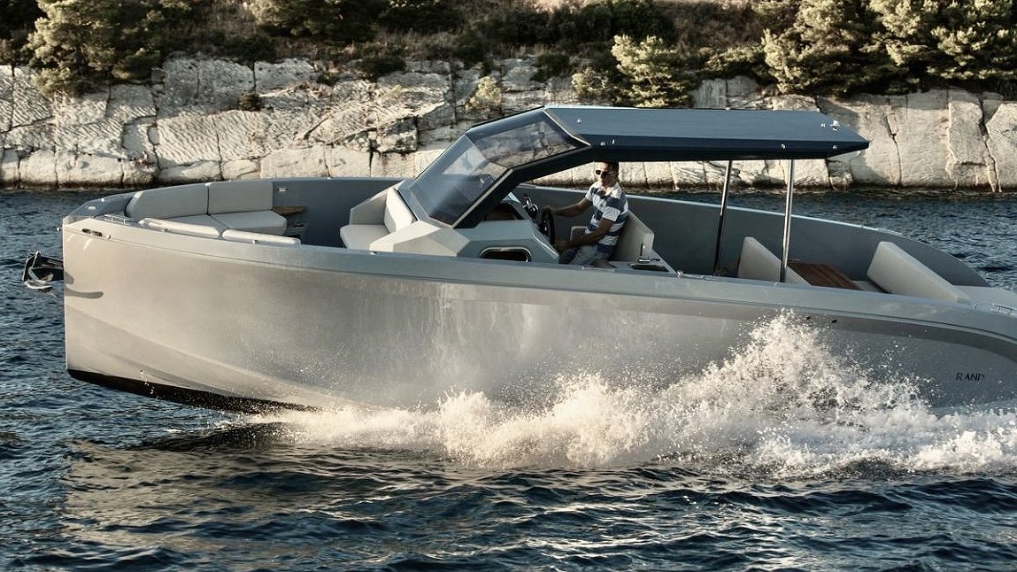 Rand 30 Just Passion of Lis Charter in Ibiza