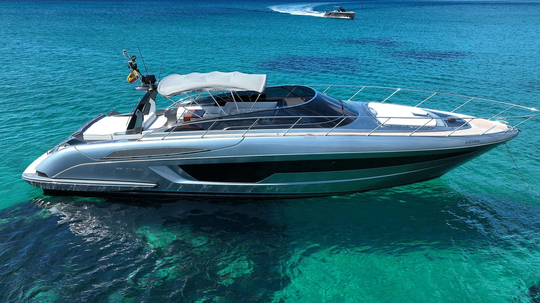 RIVA RIVALE 56 - NEXT LEVEL de Lis Charter en Ibiza