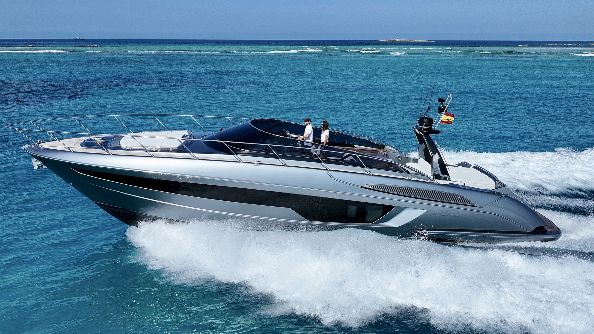 RIVA RIVALE 56 - NEXT LEVEL de Lis Charter en Ibiza