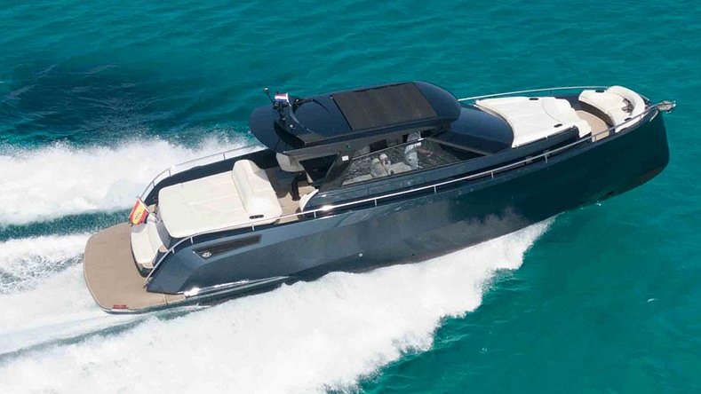 STEELER BRONSON 50 - CELEBRATE LIFE de Lis Charter en Ibiza