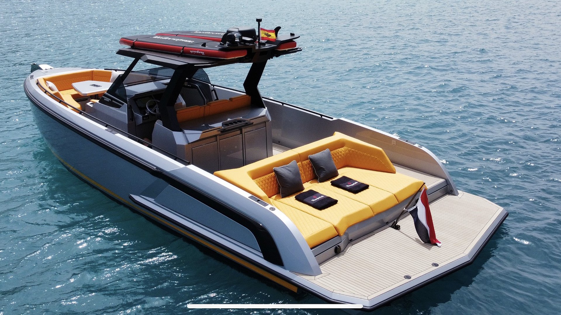 VANQUISH VQ40 - NO TOMORROW de Lis Charter en Ibiza