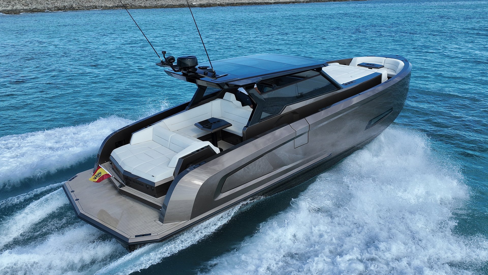 VANQUISH VQ45 - MEDIA NARANJA de Lis Charter en Ibiza