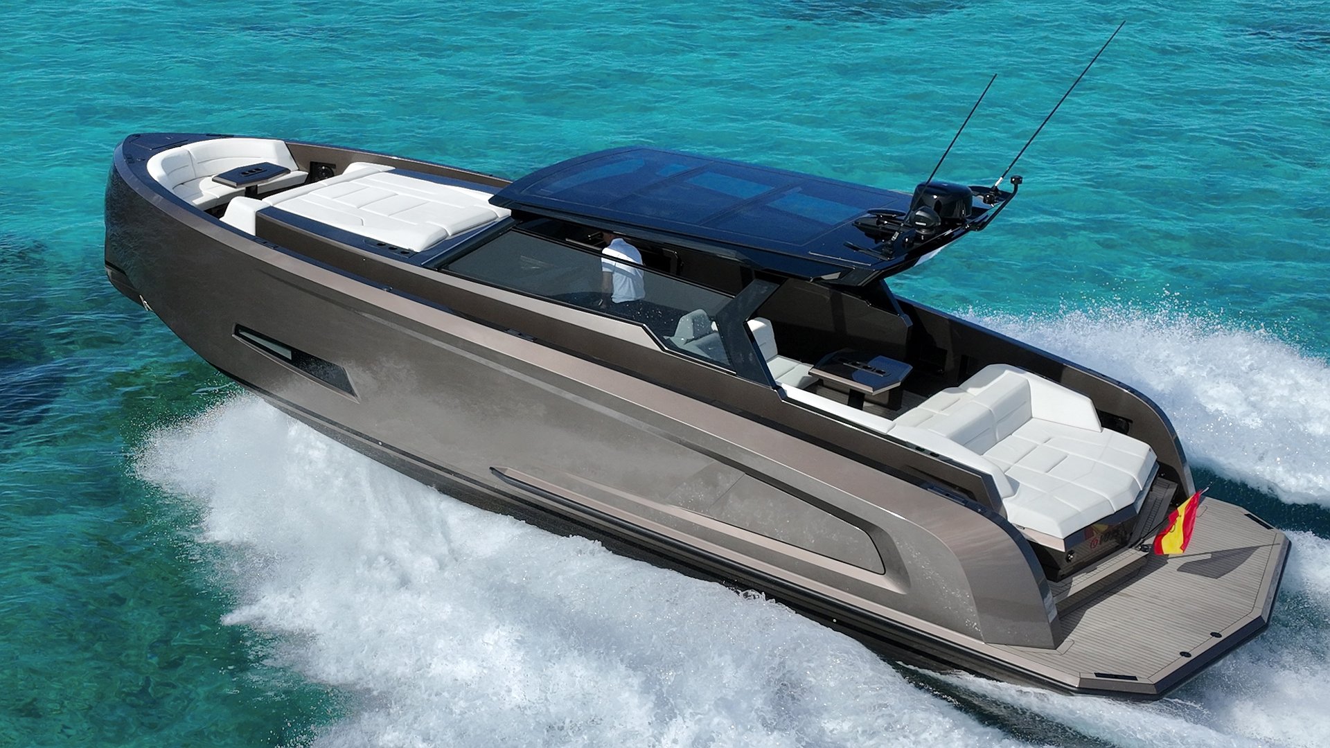 VANQUISH VQ45 - MEDIA NARANJA de Lis Charter en Ibiza