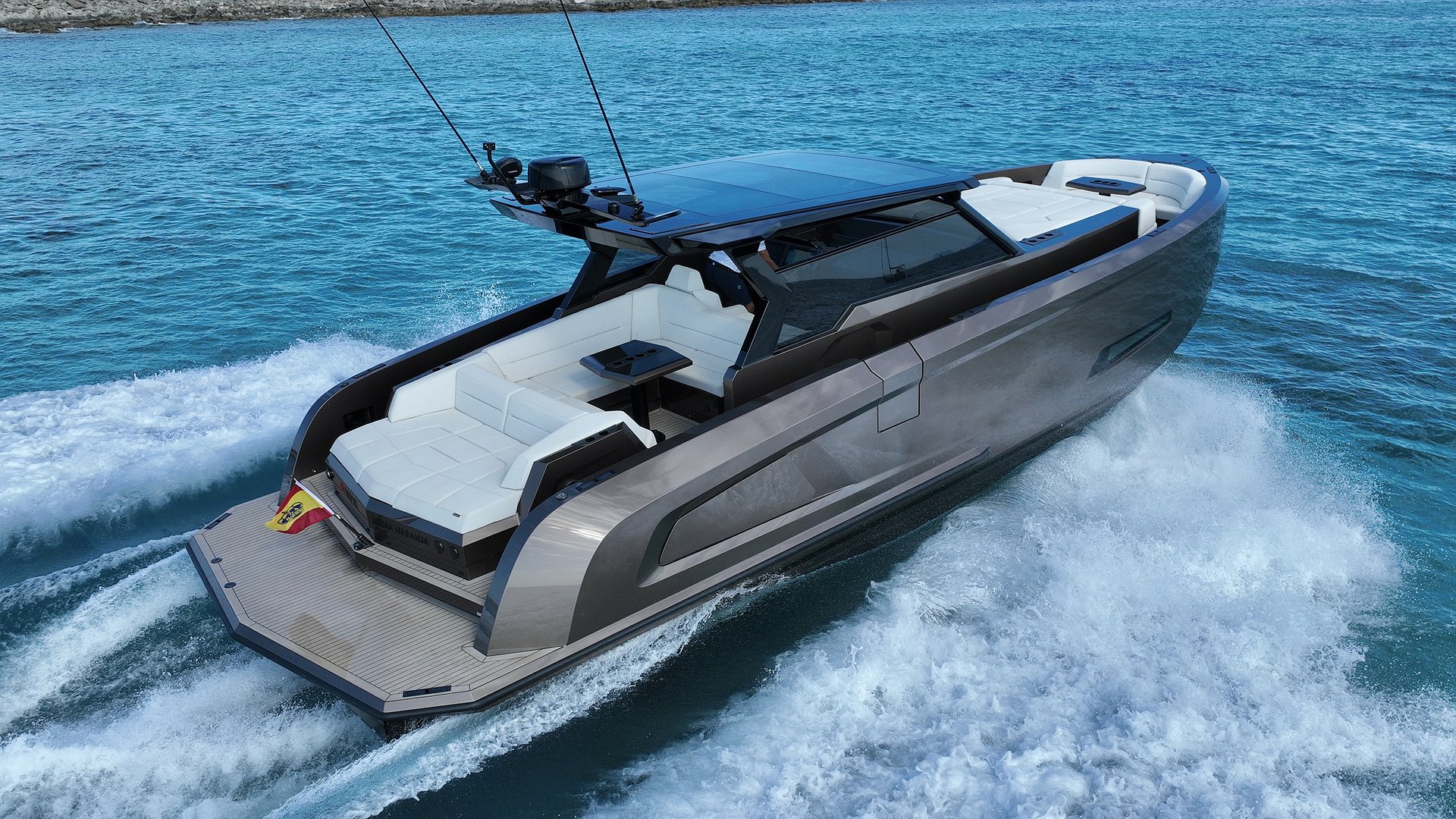 VANQUISH VQ45 - MEDIA NARANJA de Lis Charter en Ibiza