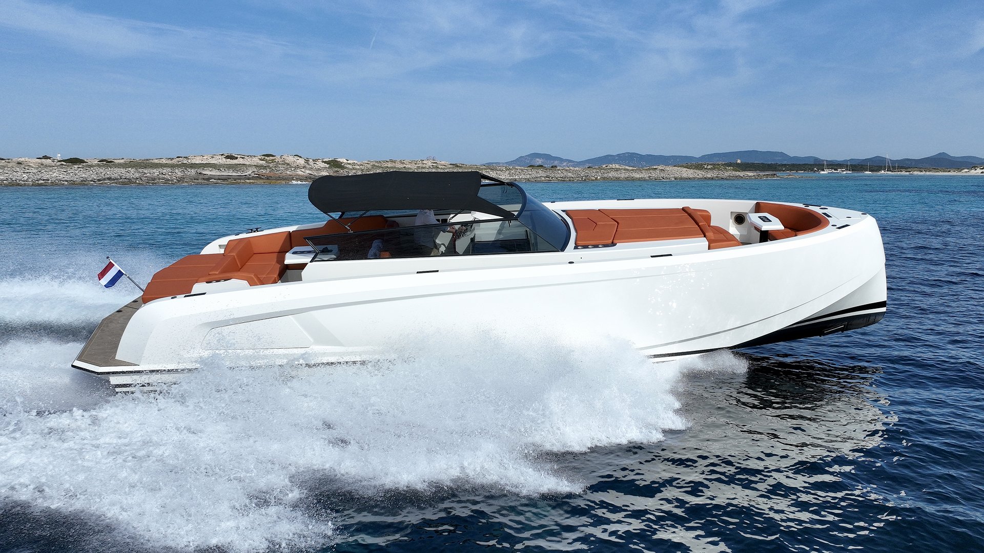 VANQUISH VQ45 - VICTORY de Lis Charter en Ibiza