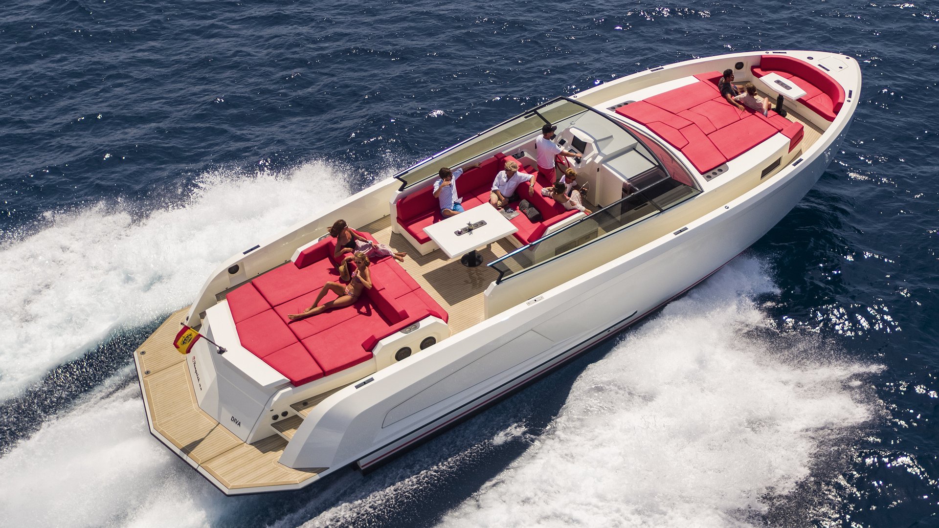 VANQUISH VQ54 - DIVA de Lis Charter en Ibiza