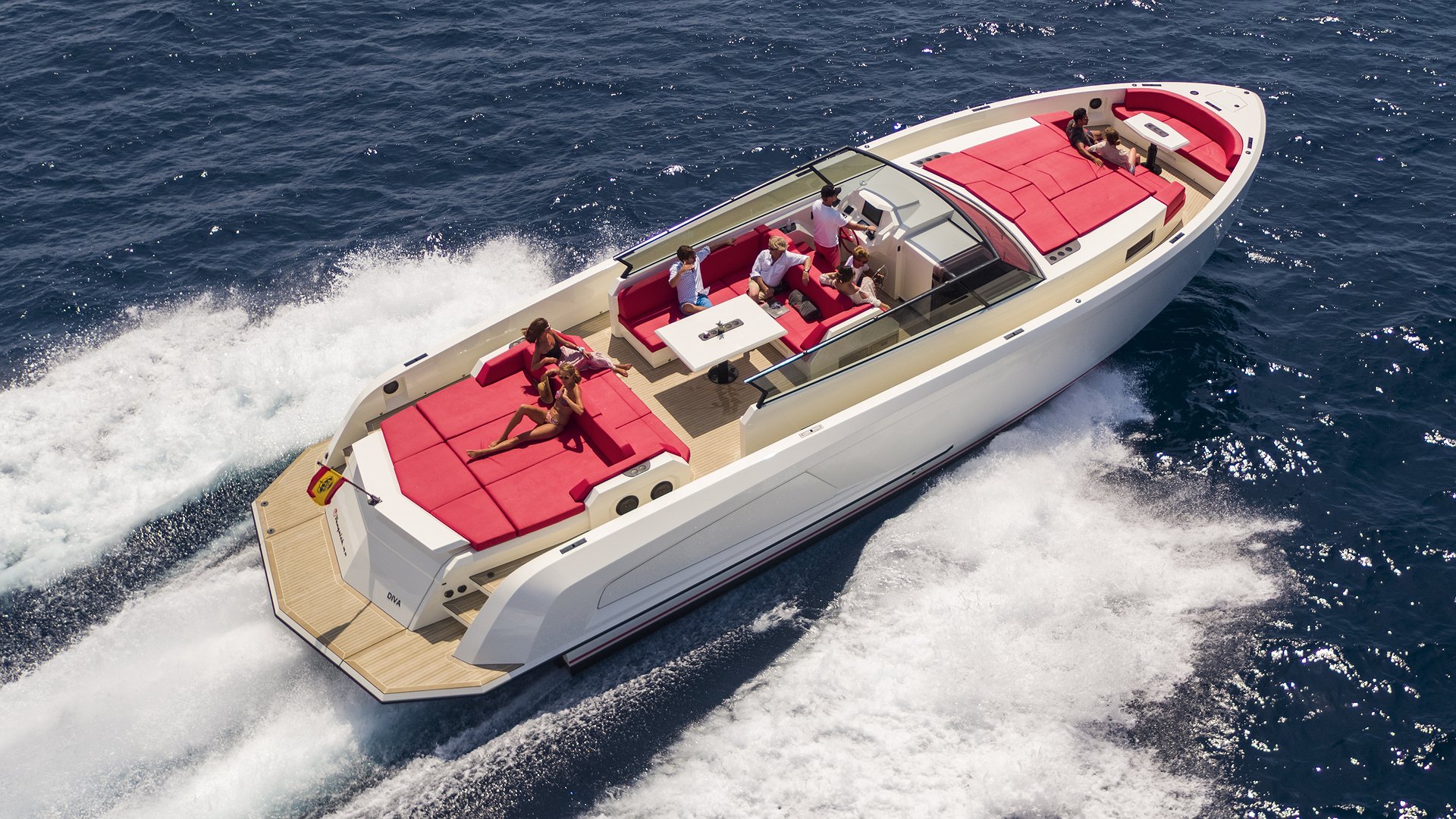VANQUISH VQ54 - DIVA de Lis Charter en Ibiza