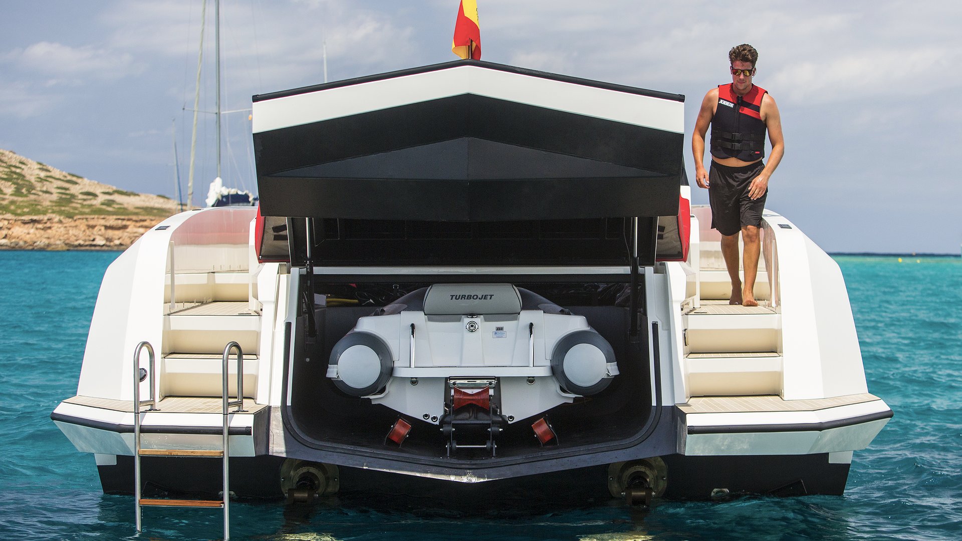 VANQUISH VQ54 - DIVA de Lis Charter en Ibiza