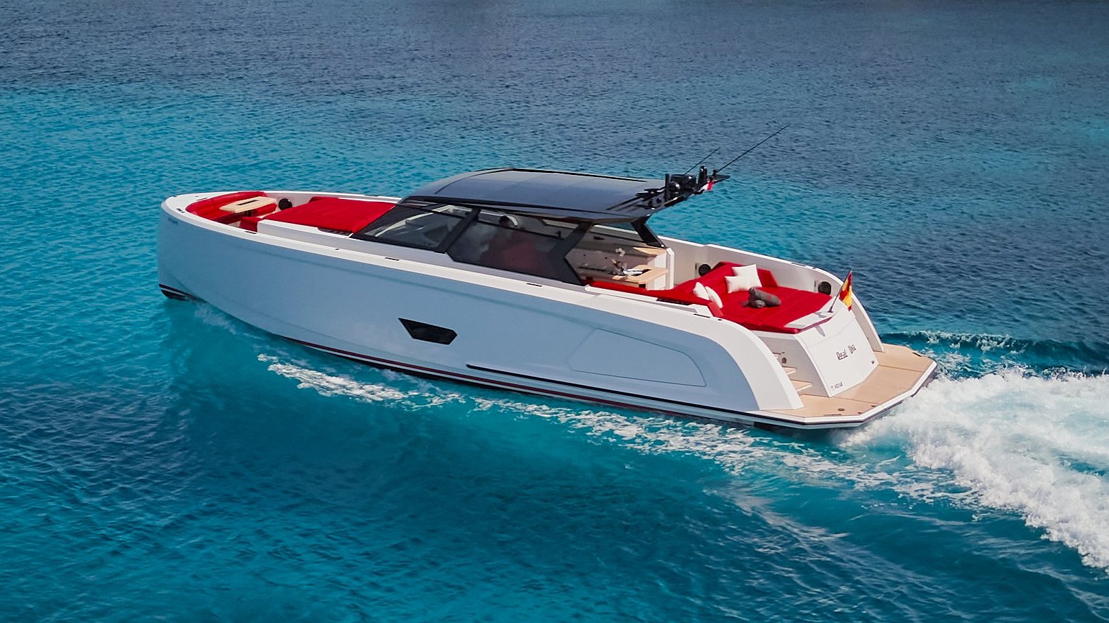VANQUISH VQ58 - REAL DIVA de Lis Charter en Ibiza