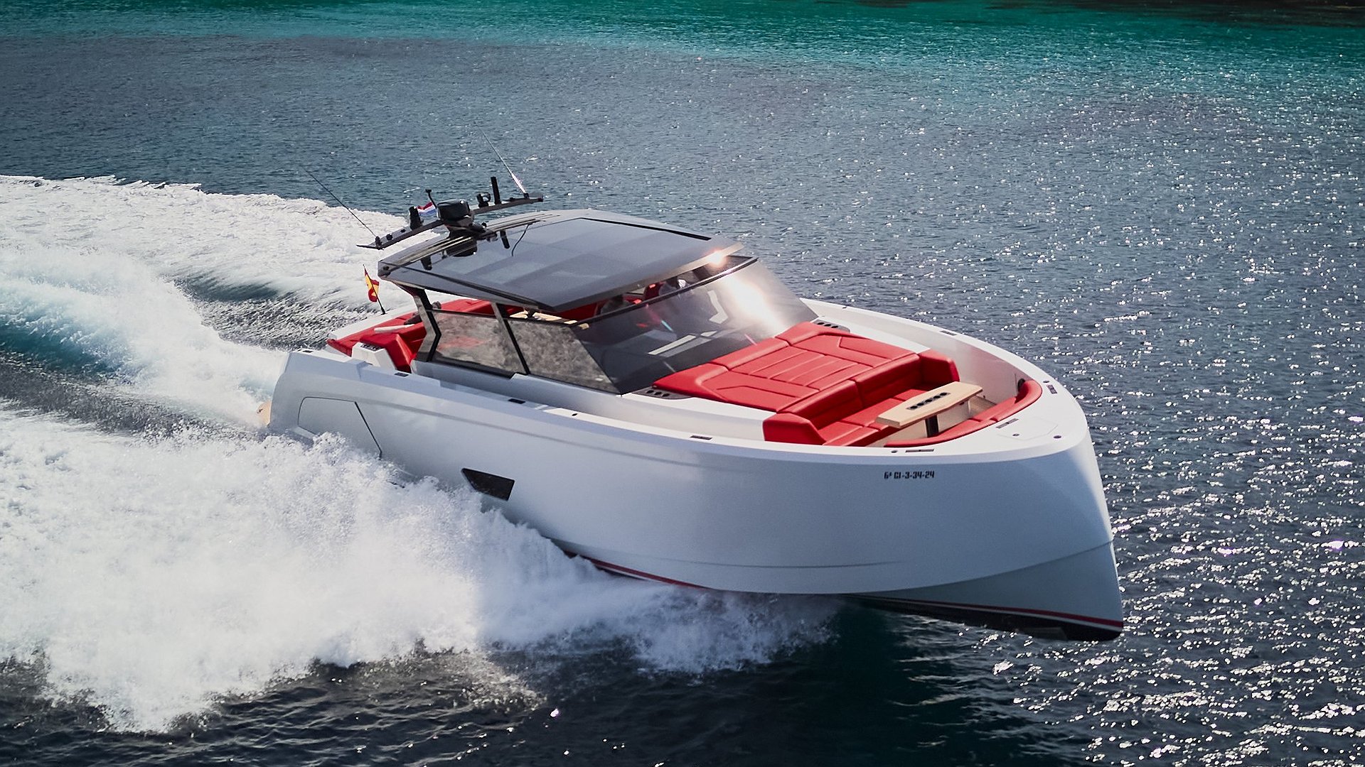VANQUISH VQ58 - REAL DIVA de Lis Charter en Ibiza