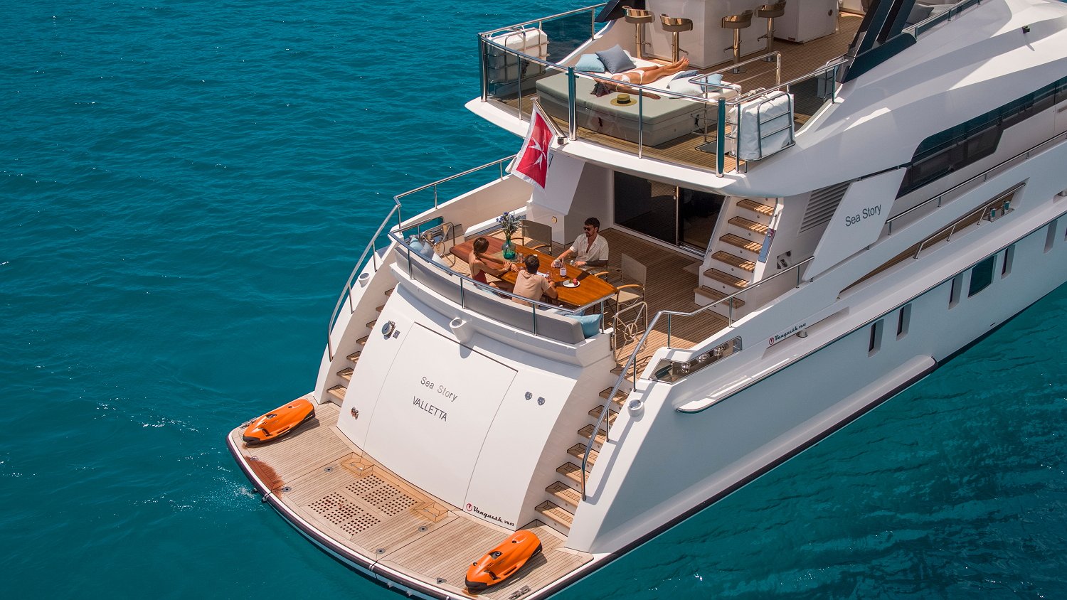 VANQUISH VQ82 - SEA STORY de Lis Charter en Ibiza