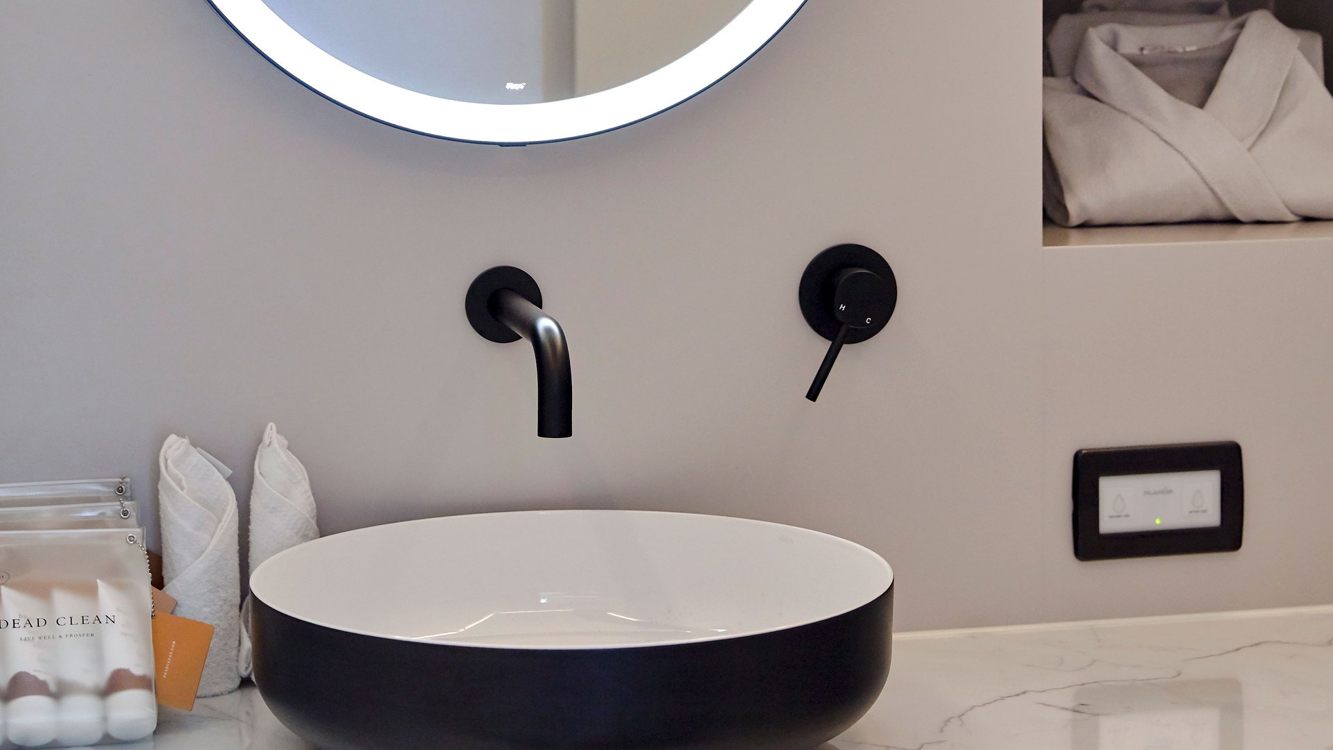 WATERDREAM CALIFORNIA 65 - SIR HOTELS de Lis Charter en Ibiza